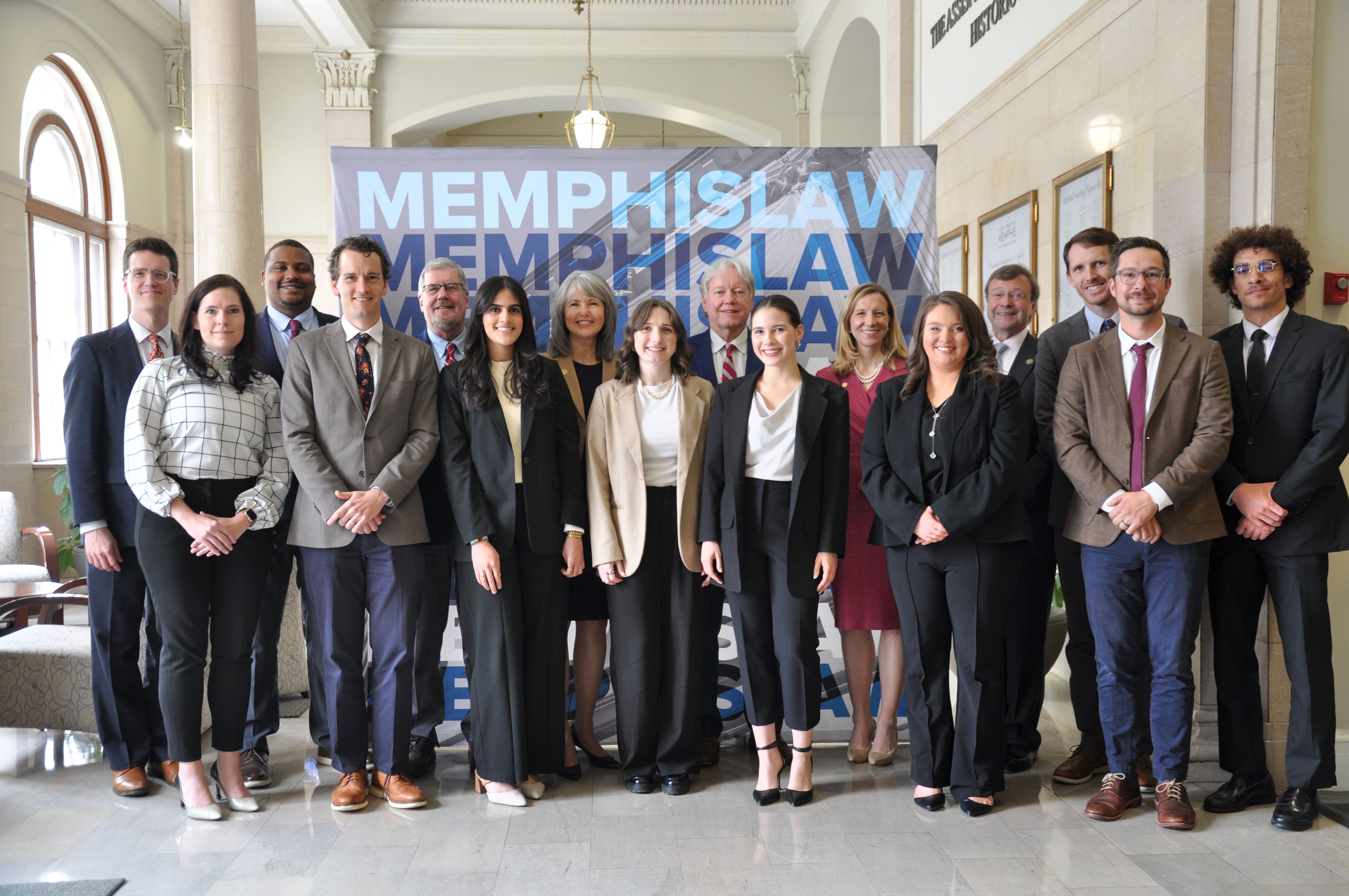 Tennessee Supreme Court Justices meet with students at UofM