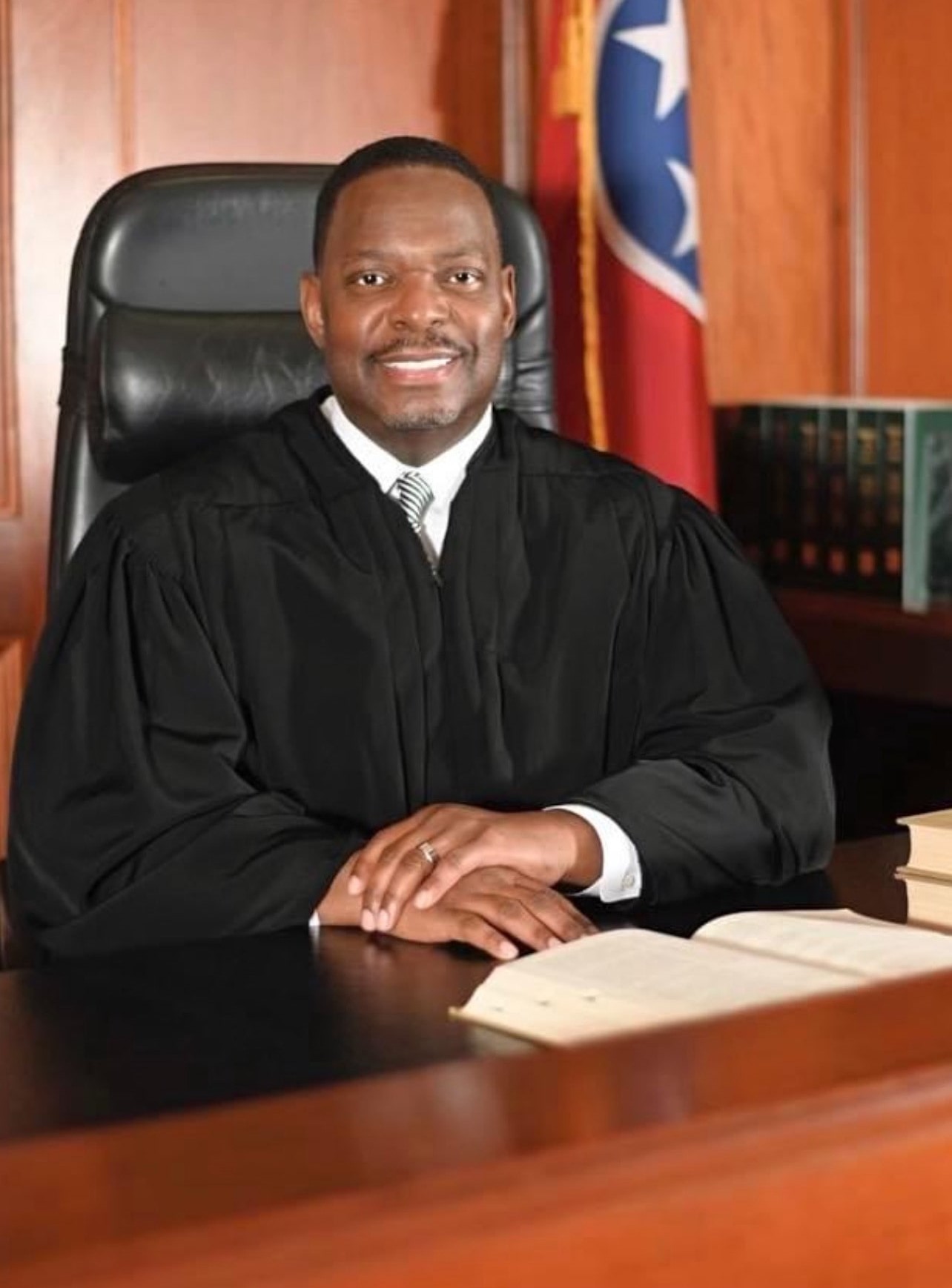 Lonnie  Thompson 